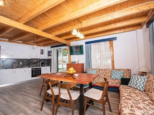 Basil & Sunrise Σπίτι διακοπών *