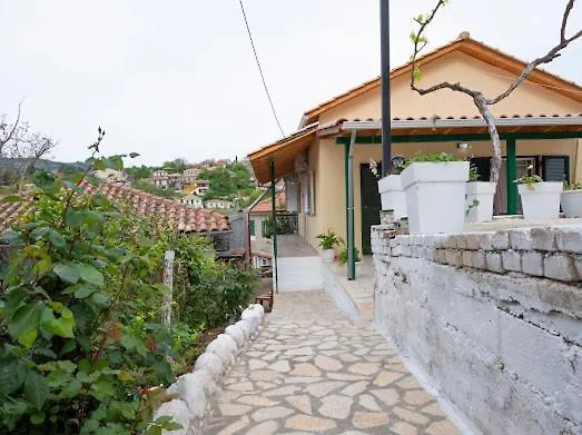 Basil & Sunrise Σπίτι διακοπών Λαζαράτα